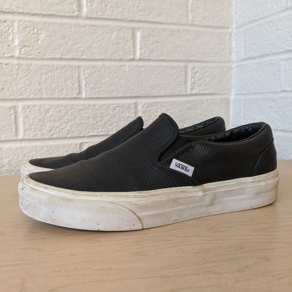 Vans slip on